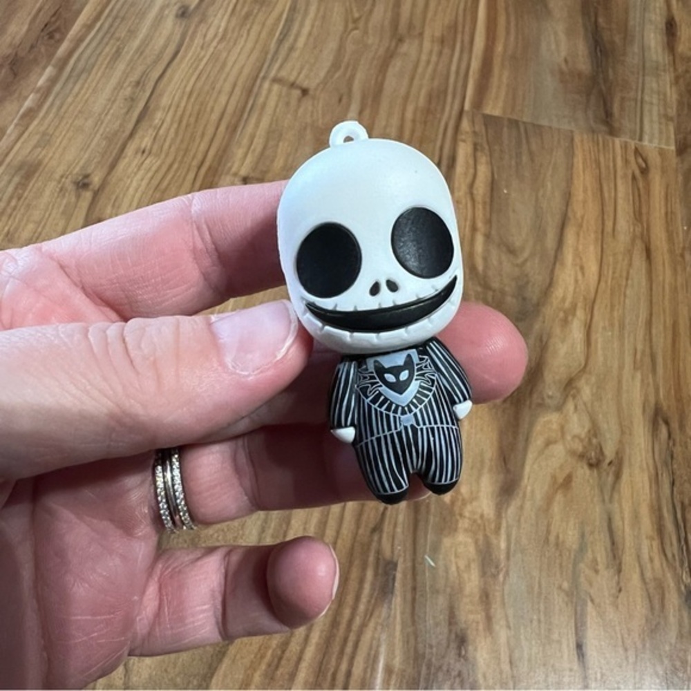 Hallmark Disney Nightmare Before Christmas‎ Mystery Ornament Jack Skellington